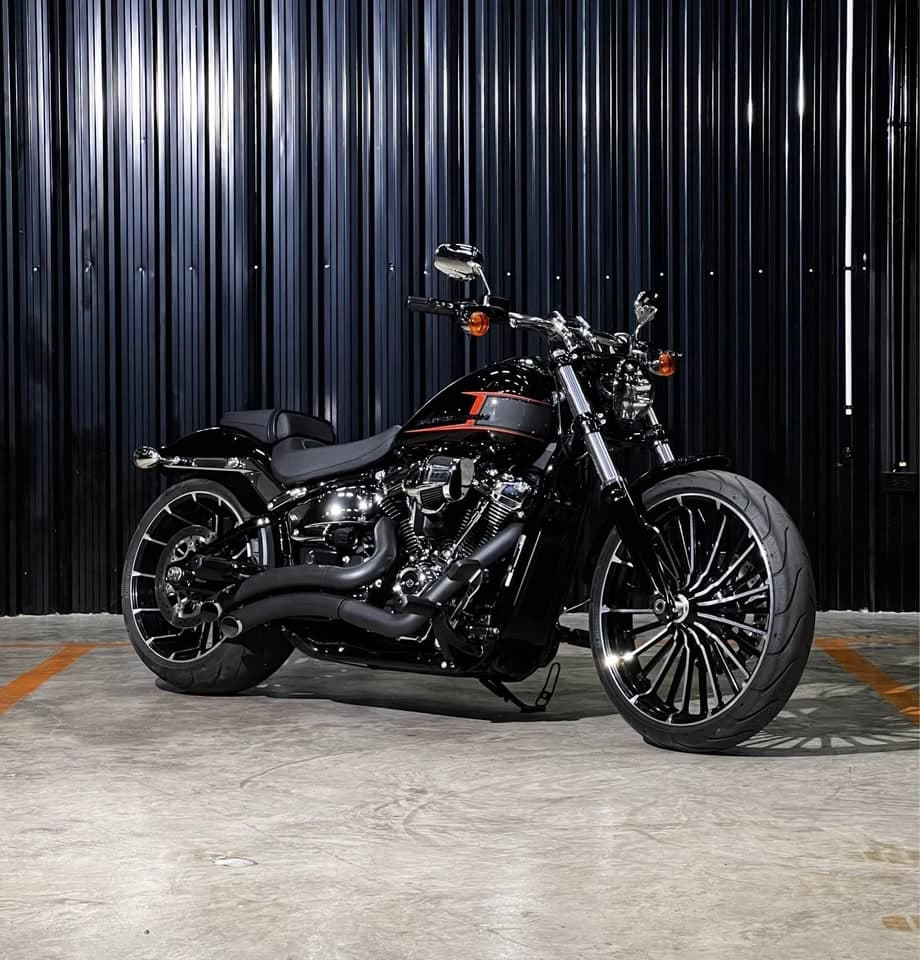 Harley-Davidson Breakout 117